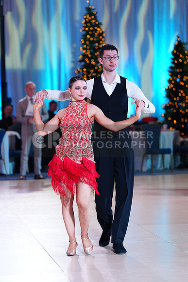 24AMIDC_6573_CR