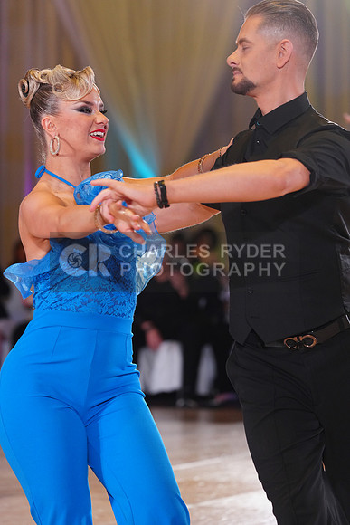 25WOR_10942_KS