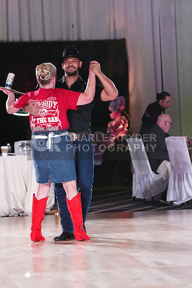 25WOR_4928_CR