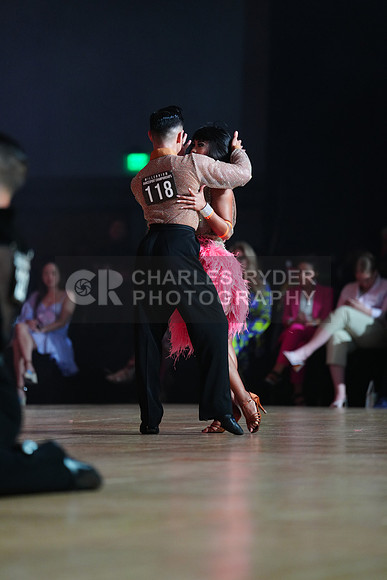 24MDC_25886_MB