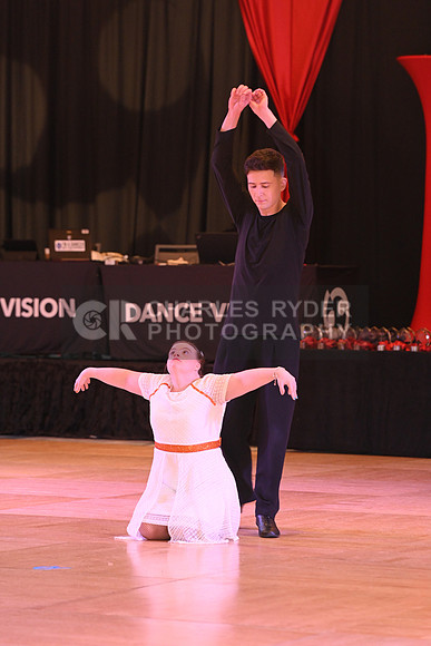 21DVN_3180_MM