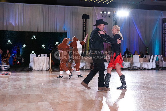 25WOR_4784_CR
