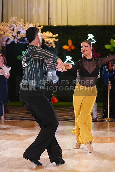 25WOR_10943_KS
