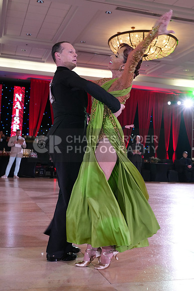 24ISB_10261_MM