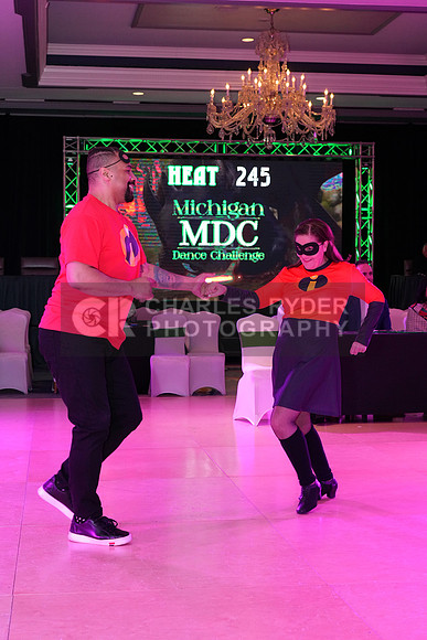 25MDC_2158_RK