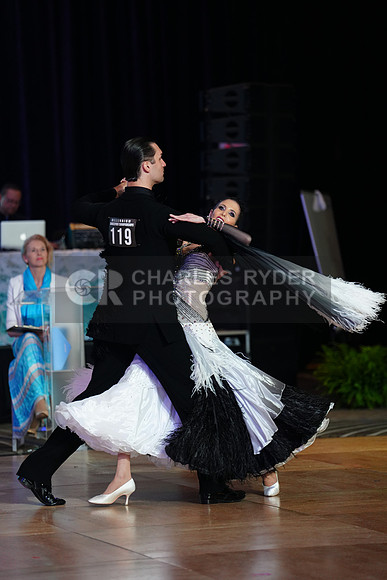 25MDC21105_KS