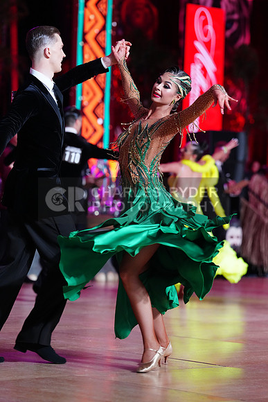 24MDC_17404_MB
