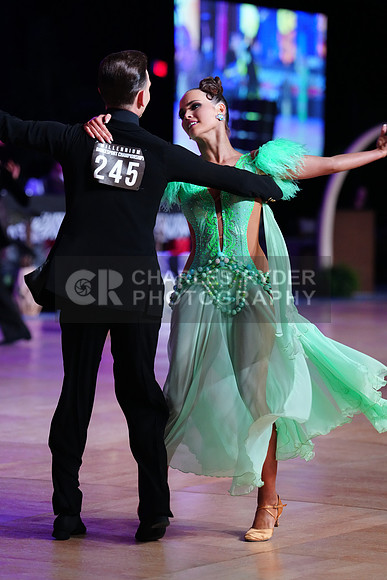 24MDC_17446_MB