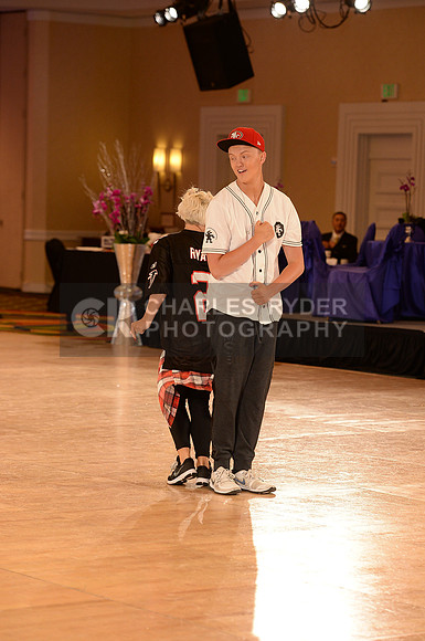 16IGB_4942_TB