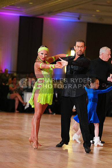 24MDC_13824_CR