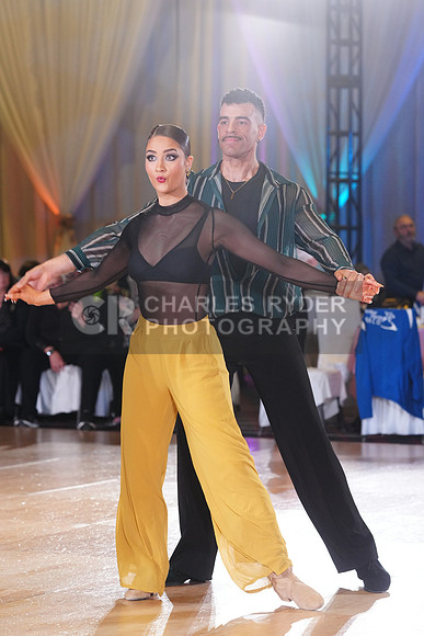 25WOR_10945_KS