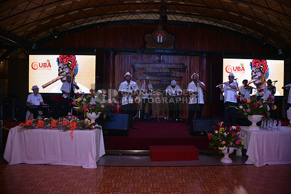 16CIC_3888_CR