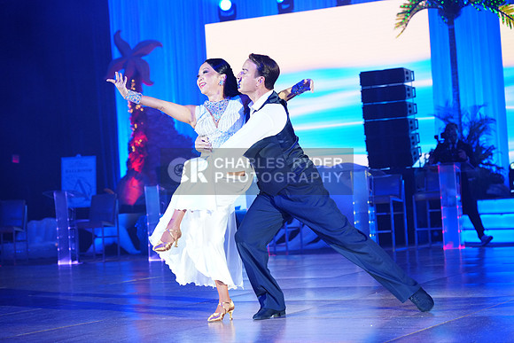 25MDC24939_CR