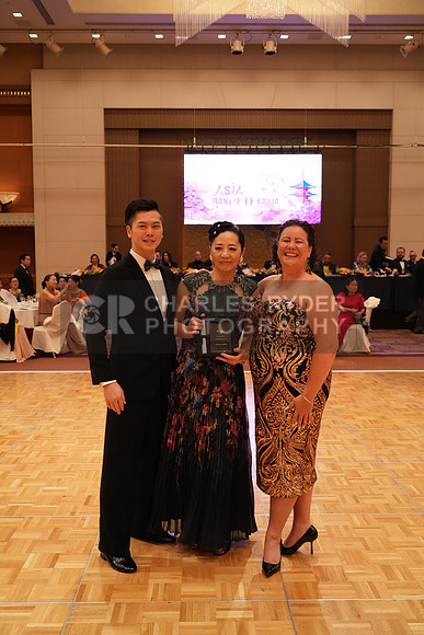 24ADOR_5890_CR