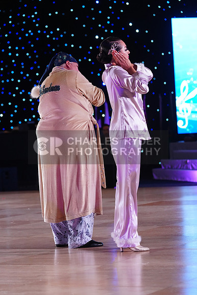 25WOR_4877_CR