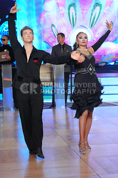 25MDC4237_RK